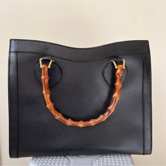 Authentic Vintage Gucci Diana Bamboo Handle Tote Bag - Picture 3 of 15